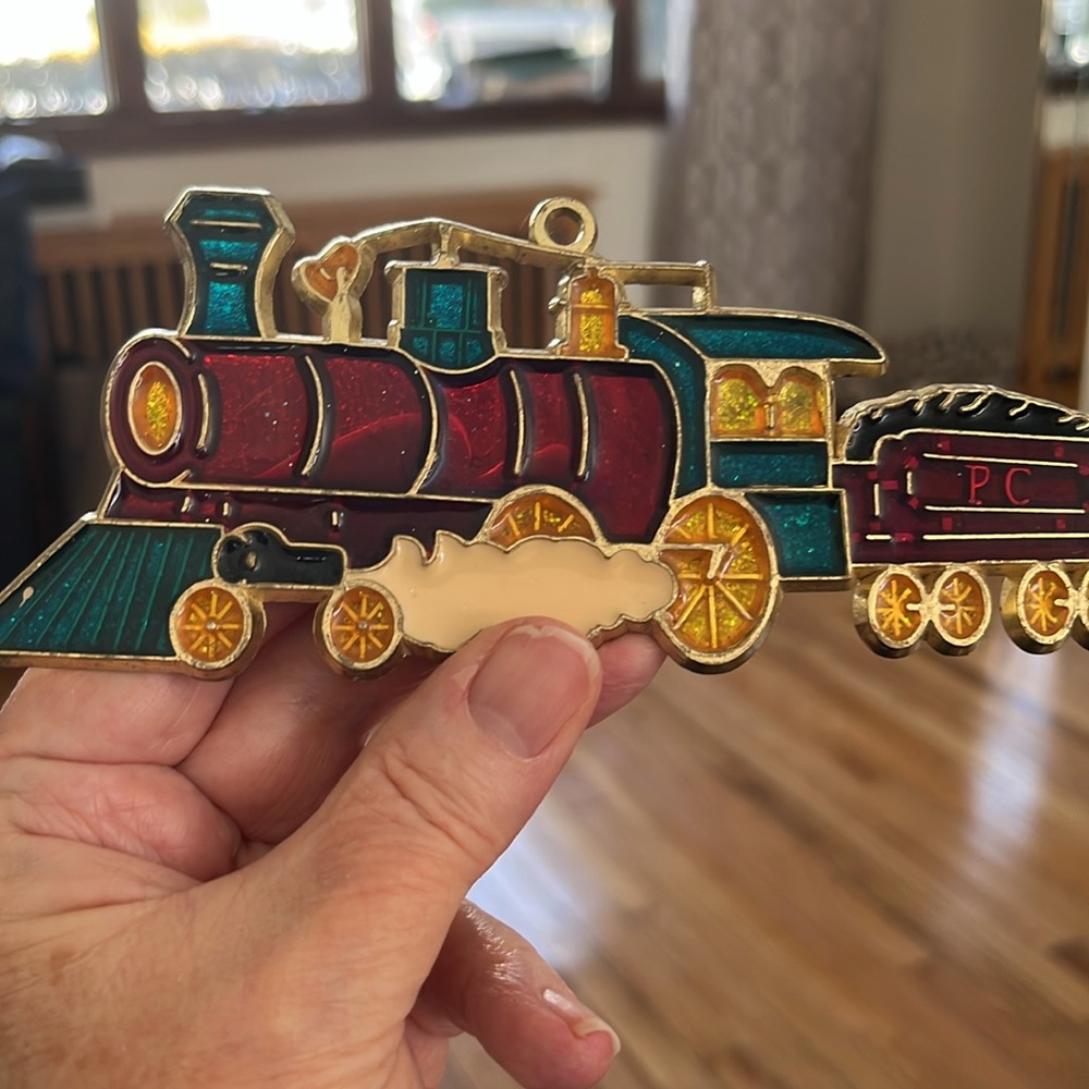 Three train themed sunbathers - Picture 3 of 4